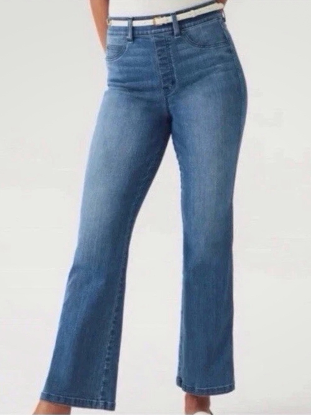 SPANX Womens Pull-On Cropped Kick Flare Jeans “Vintage Indigo” size small
